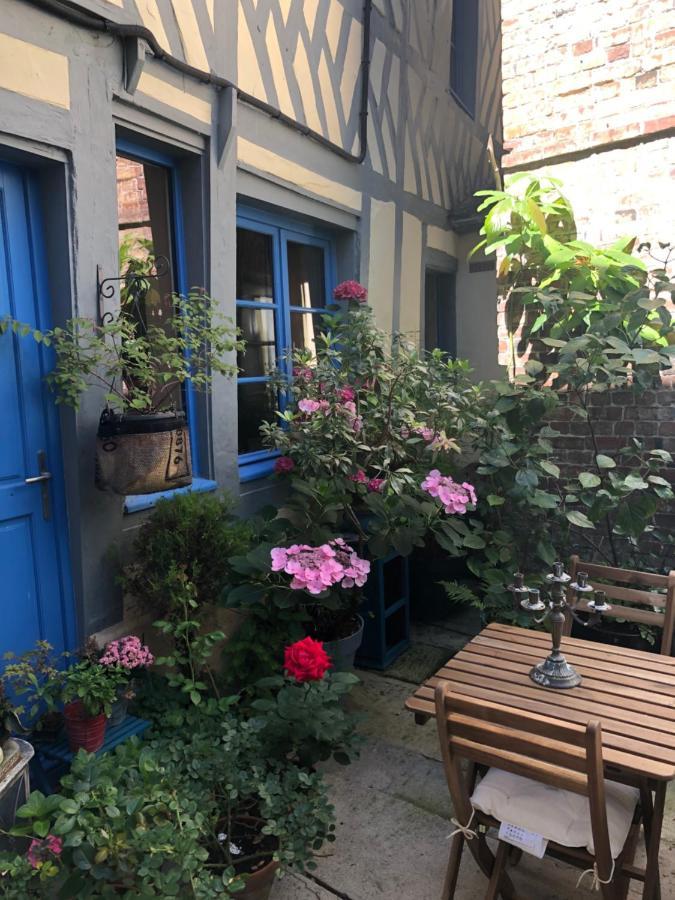 Bed and Breakfast Reglisse et Pain d'Epices Honfleur Exterior foto